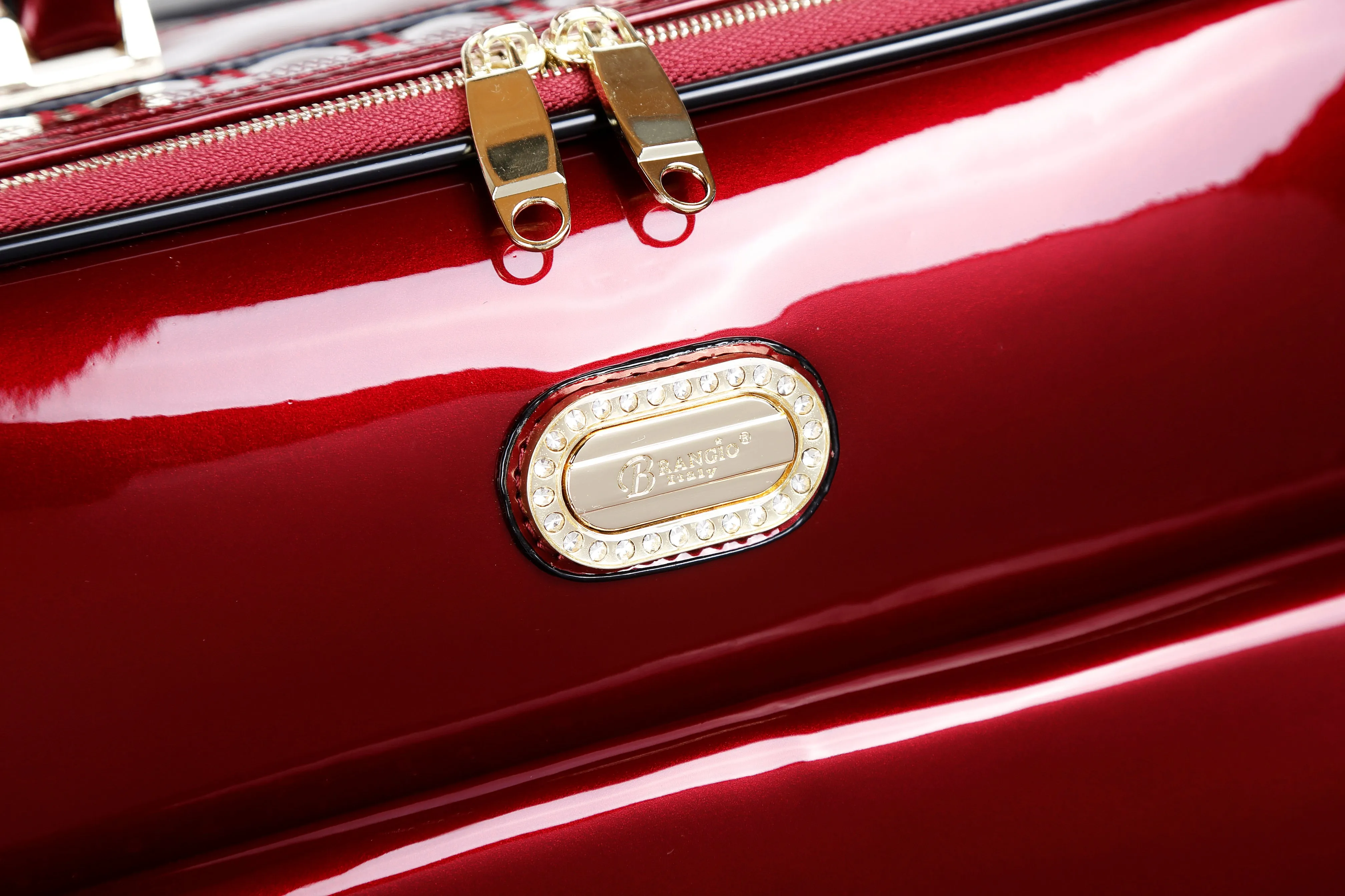 Brangio Glossy Trolley Bag with Elegant Design