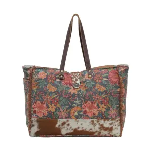 Fyole Weekender Bag - Stylish & Sturdy Wanderer-Inspired Design
