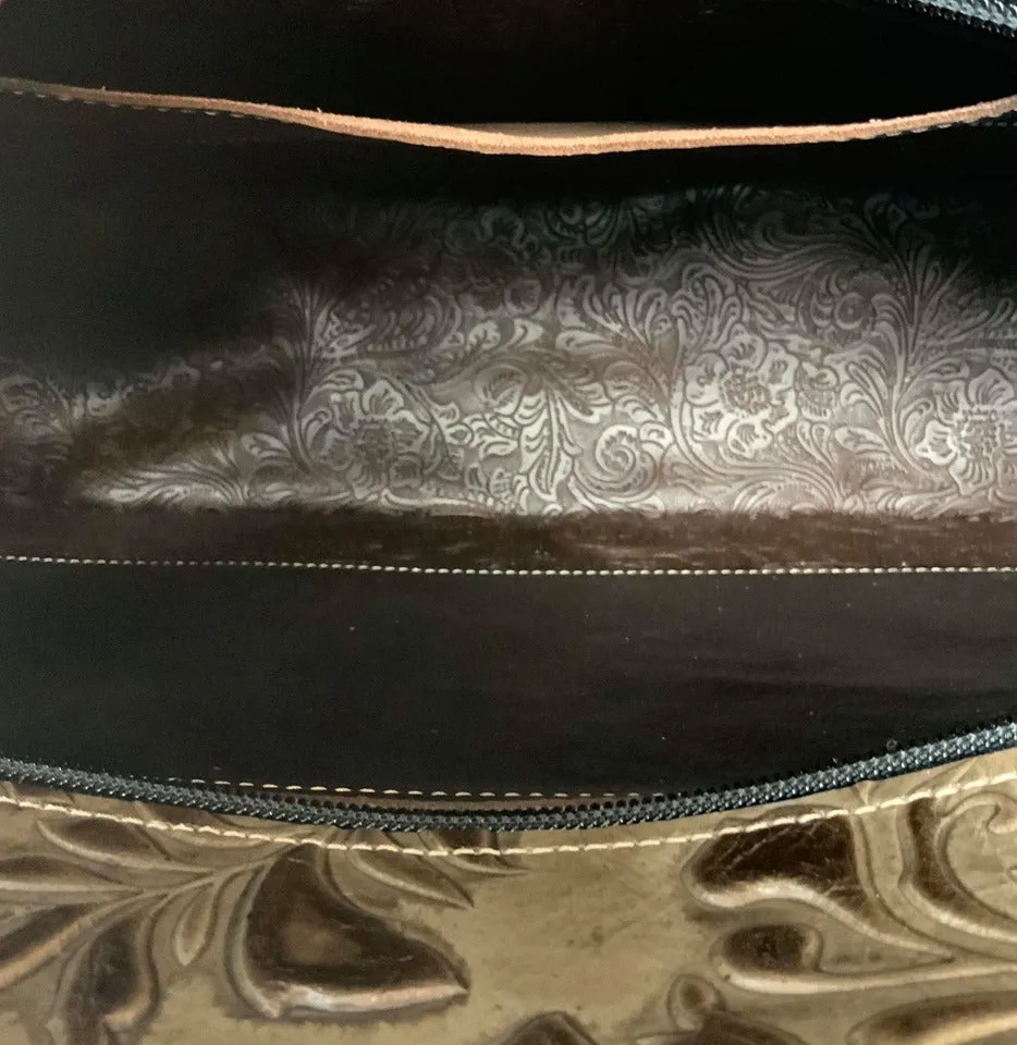 Get Outta Dodge Hybrid Tote - #17154