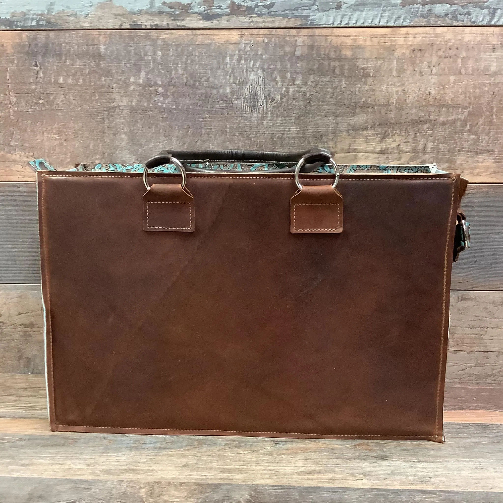 Get Outta Dodge Hybrid Tote - #24805 Bag Drop