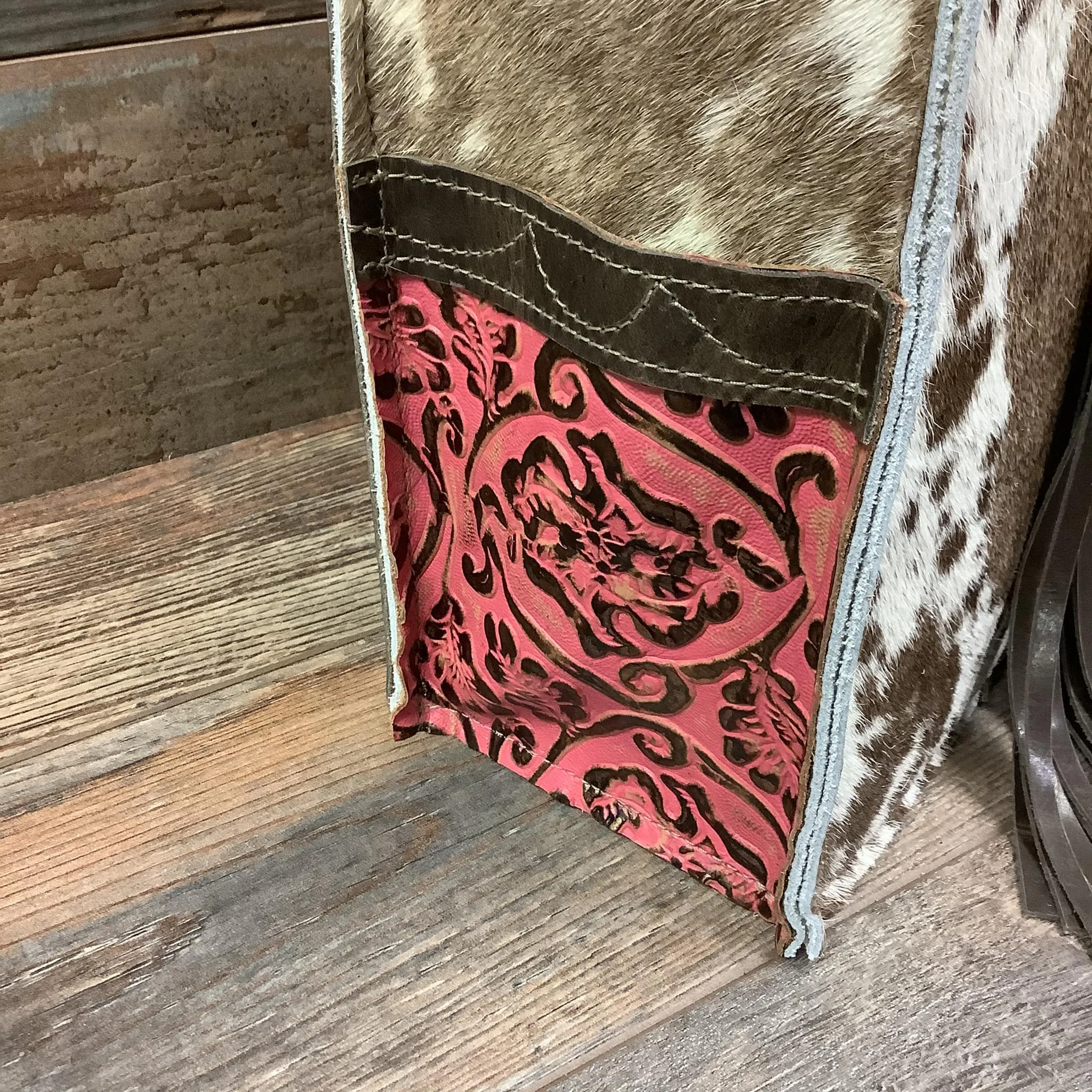 Get Outta Town Hybrid Tote - #25662 Bag Drop