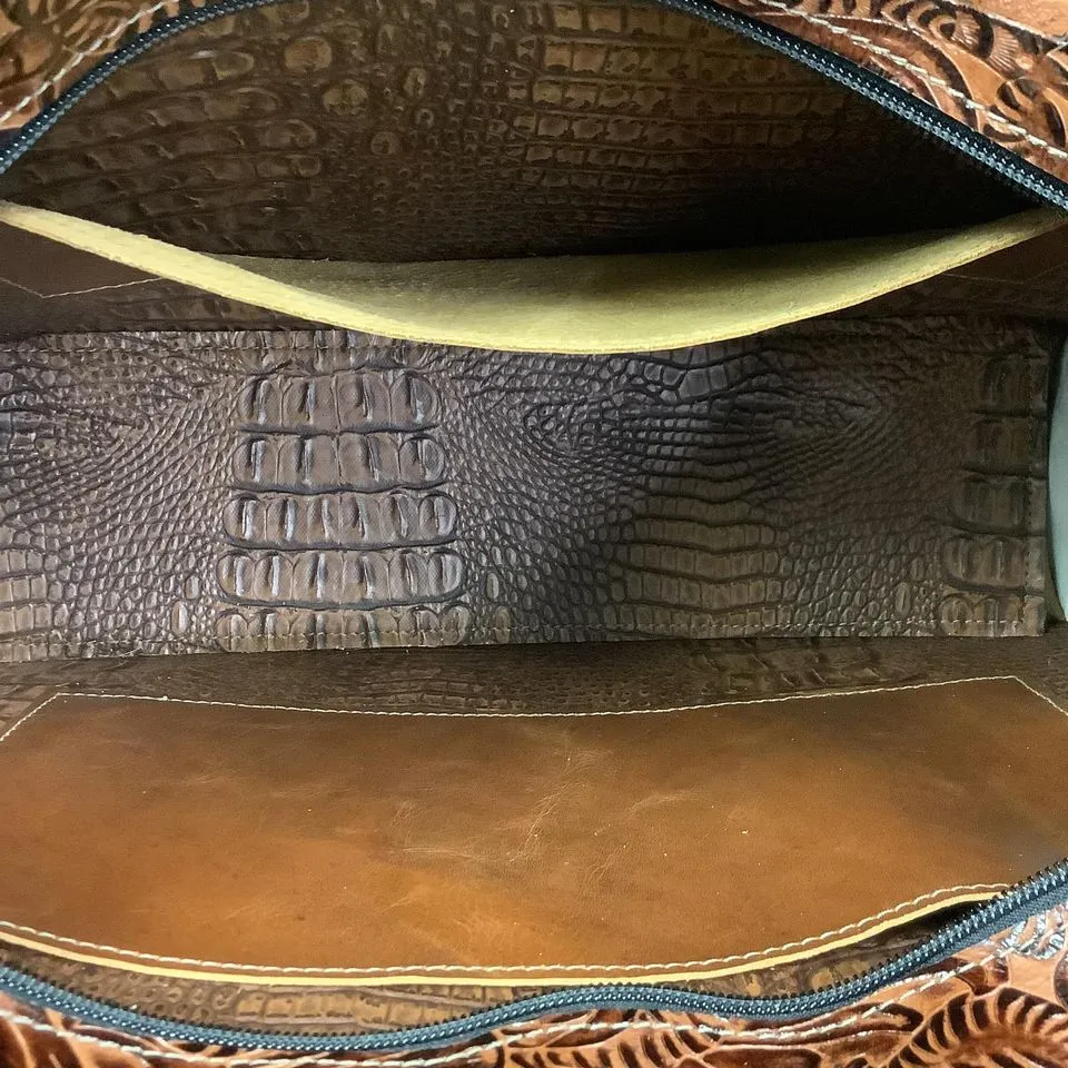 Get Outta Town Hybrid Tote - #26484