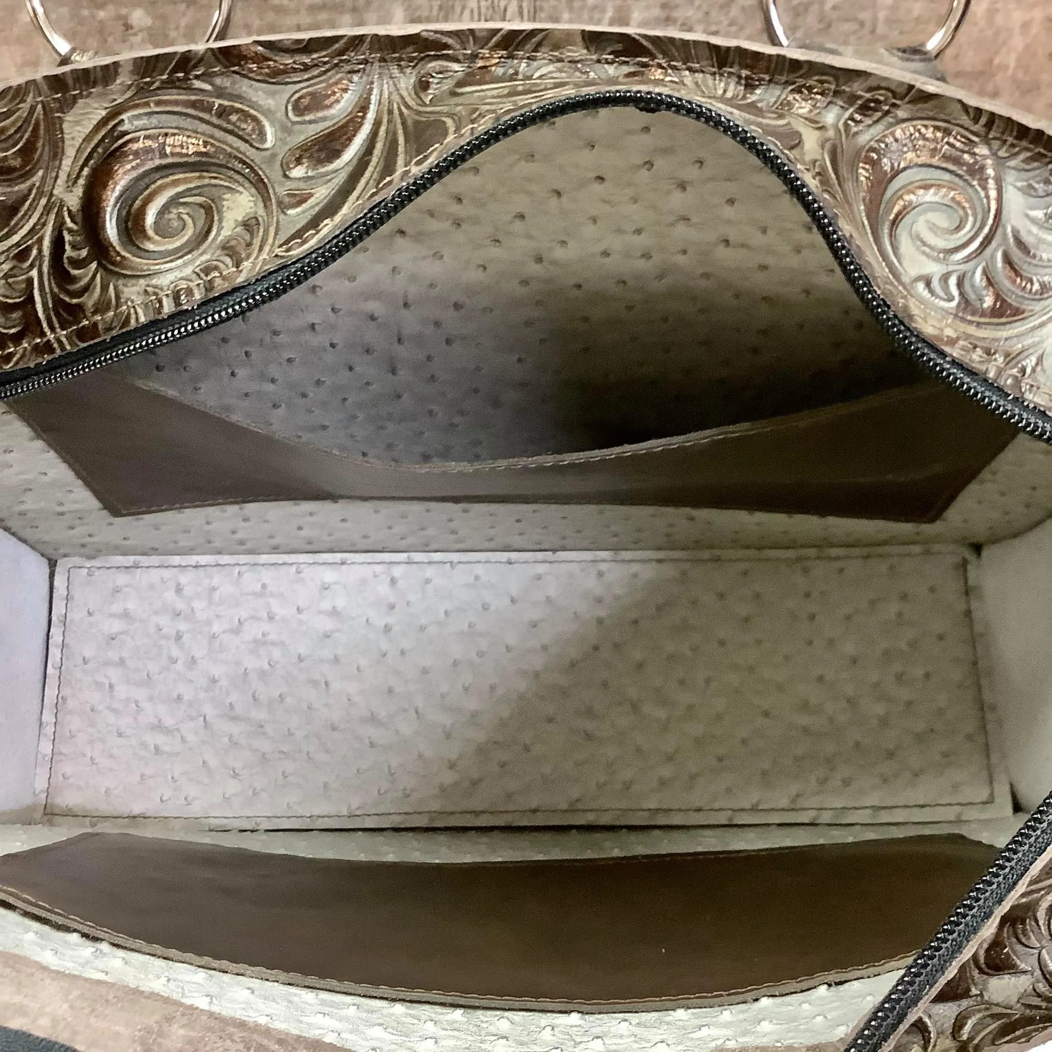 Get Outta Town Hybrid Tote - #26574