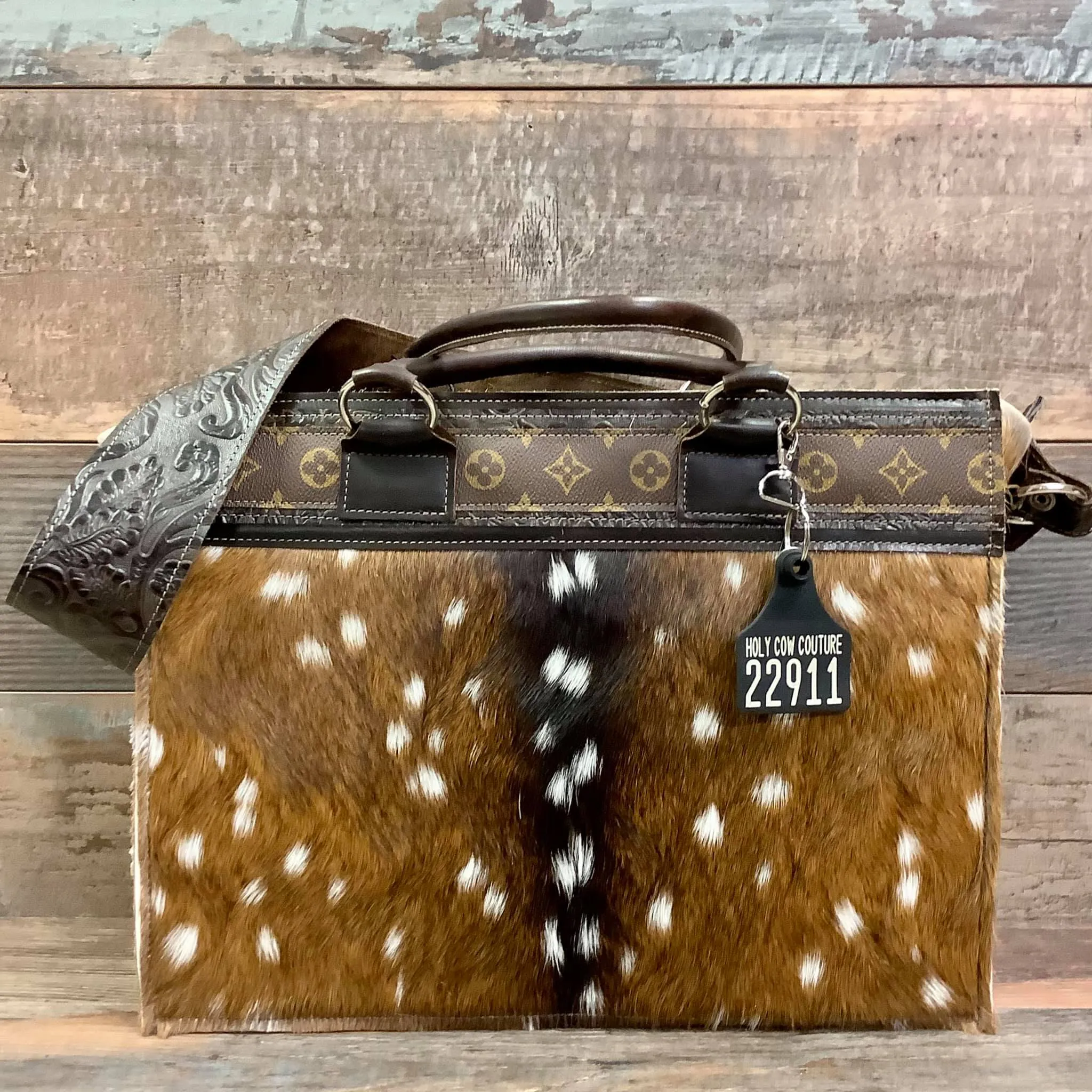 Get Outta Town Hybrid Tote-  LV Specialty Collection - #22911