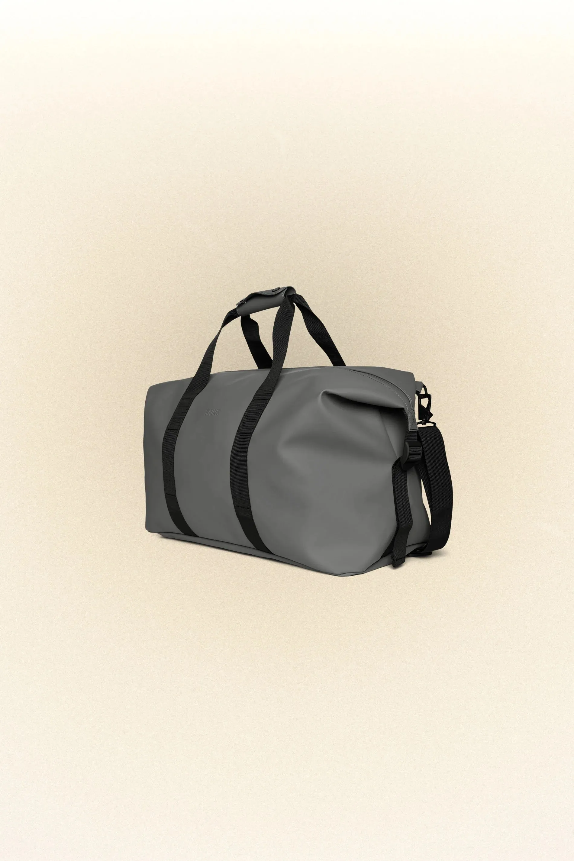 RAINS HILO WEEKEND BAG - 12 COLORS