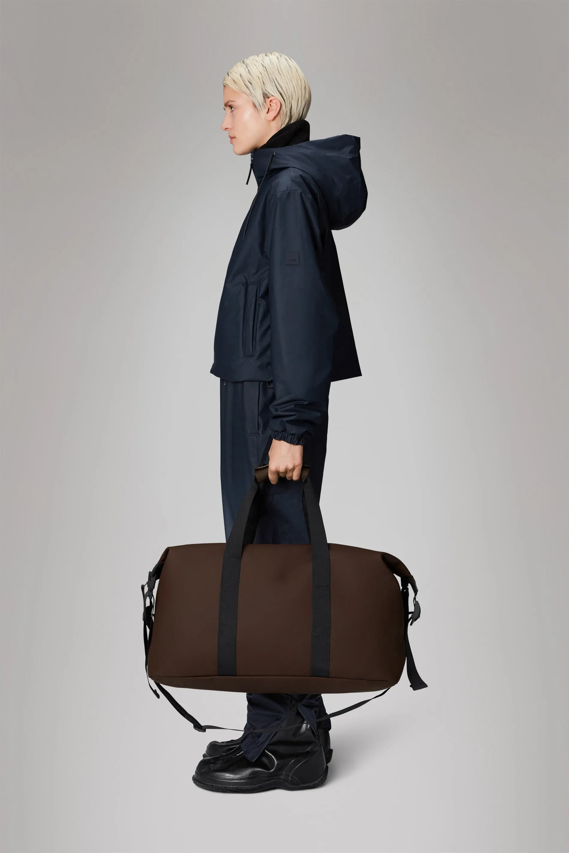 RAINS HILO WEEKEND BAG - 12 COLORS