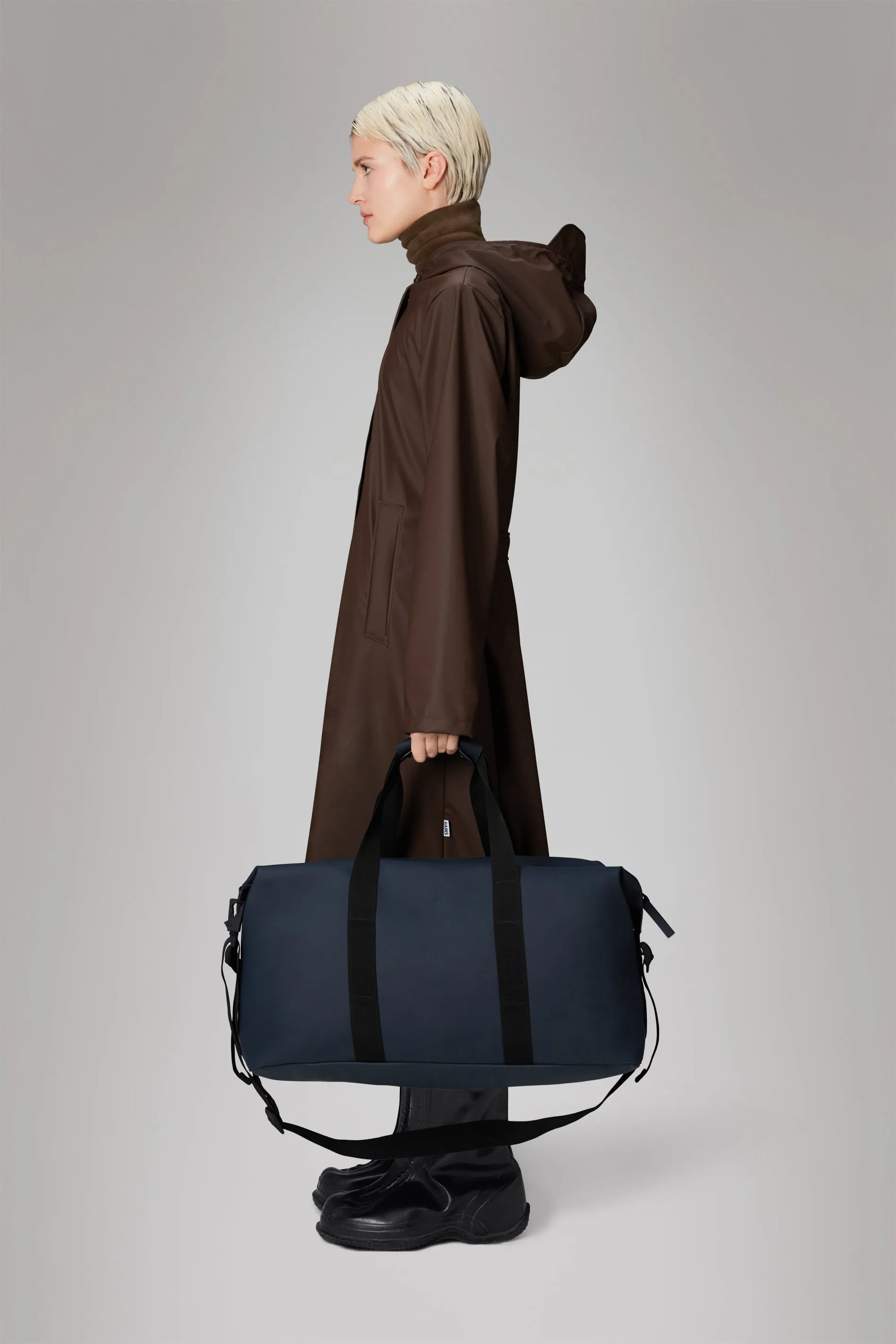 RAINS HILO WEEKEND BAG - 12 COLORS