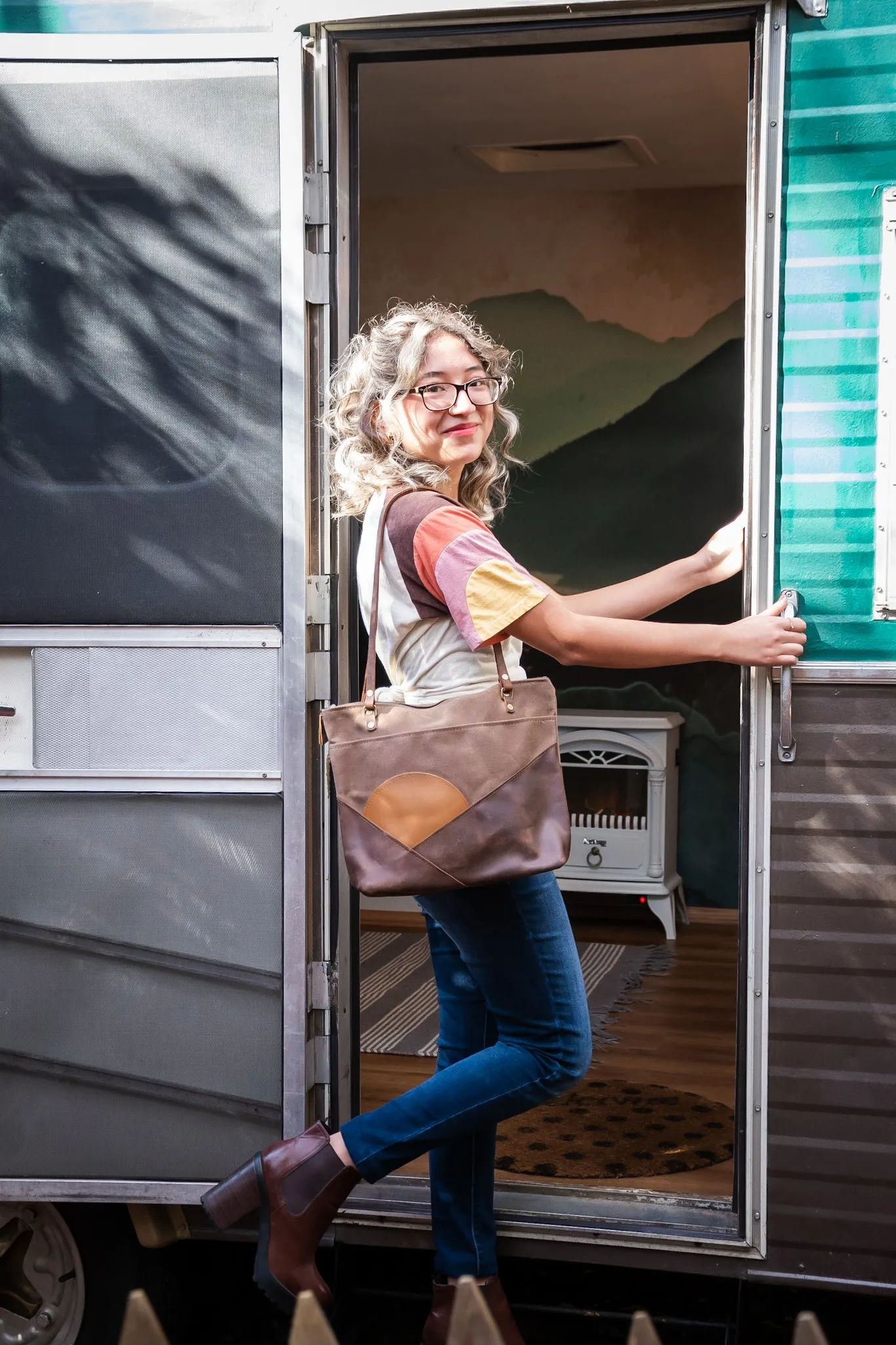 The Waxed Canvas Sunrise Tote | Leather tote | Made in USA | small